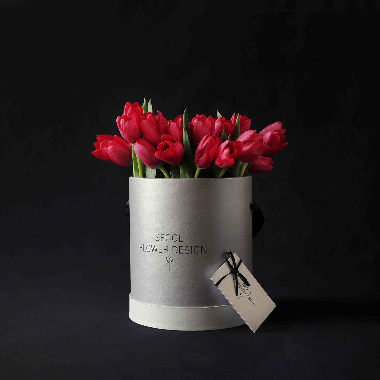 סידור עגול Red Tulips