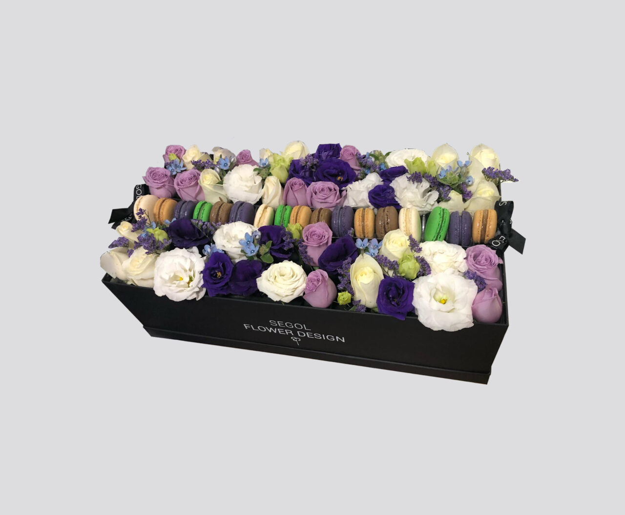 Mix white purple - מיקס פרחים ומקרונים -XL